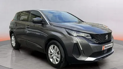 Usado Peugeot 5008 Active 130 HP (95 kW) 2023 Cinza SUV