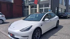 Branco Usado 2022 Tesla Model 3 Long Range Sedan | € 31.500 (Preço justo)