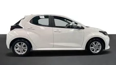 Branco Usado 2023 Toyota Yaris Comfort | € 18.250 (Preço justo)
