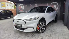 Branco Usado 2023 Ford Mustang Mach-E Premium SUV | € 49.900 (Preço justo)