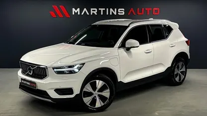 Branco Usado 2022 Volvo XC40 Inscription SUV | € 34.990 (Preço justo)