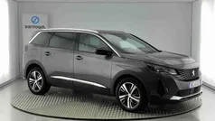 Cinzento Usado 2023 Peugeot 5008 Allure Monovolume | € 29.990 (Preço justo)