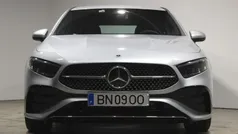 Usado 2024 Mercedes A180 AMG line Sedan | € 38.900 (Preço justo)