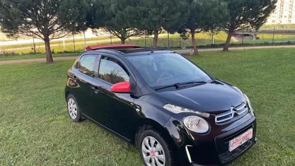 Usado Citroën C1 72 HP (52 kW) 2015 Preto Citadino