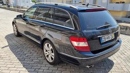 Usado Mercedes C220 170 HP (125 kW) 2009 Preto Carrinha