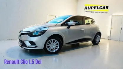 Usado 2019 Renault Clio IV Zen | € 9.990 (Bom preço)