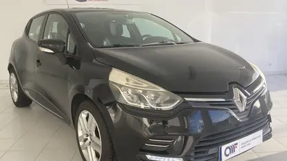 Preto Usado 2016 Renault Clio IV | € 9.750 (Bom preço)