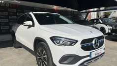 Branco Usado 2022 Mercedes GLA250 Style SUV | € 37.900