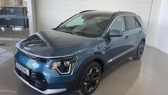 Azul Usado 2024 Kia e-Niro SUV | € 36.750 (Preço justo)