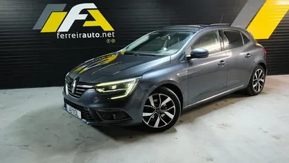 Usado 2020 Renault Mégane IV Bose Edition | € 17.800 (Preço justo)