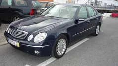 Azul Usado 2003 Mercedes E270 Sedan | € 9.499