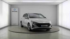 Cinzento Usado 2024 Hyundai i20 Comfort Citadino | € 16.990 (Preço justo)