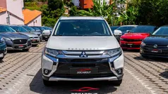 Branco Usado 2018 Mitsubishi Outlander Instyle SUV | € 22.950 (Preço justo)