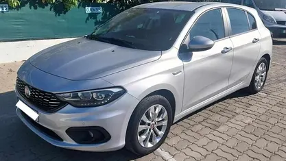 Cinzento Usado 2020 Fiat Tipo Citadino | € 14.800 (Preço justo)