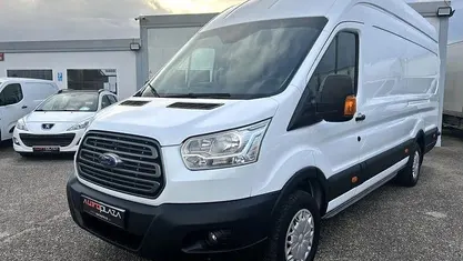 Branco Usado 2015 Ford Transit Ambiente | € 15.900 (Preço justo)