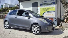 Cinza Usado 2007 Toyota Yaris Sport | € 9.500