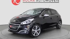 Usado 2017 Peugeot 208 Allure Citadino | € 10.490 (Preço justo)