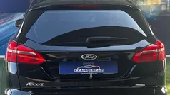 Preto Usado 2017 Ford Focus Titanium Sedan | € 13.450 (Preço justo)