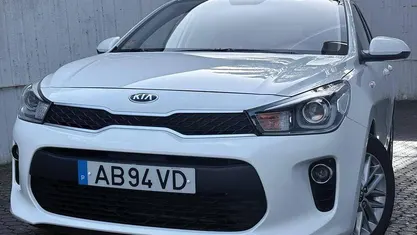 Usado 2020 Kia Rio Urban | € 13.900 (Preço justo)