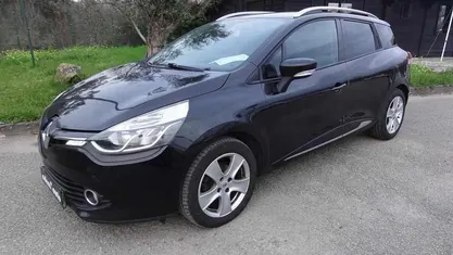 Preto Usado 2014 Renault Clio GrandTour Carrinha | € 6.750 (Preço justo)