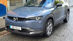 Cinzento Usado 2023 Mazda MX30 Ad'Vantage SUV | € 23.900 (Preço justo)
