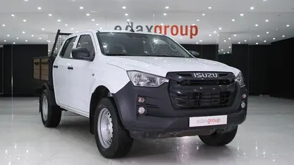 Branco Usado 2023 Isuzu D-Max Pickup | € 37.490 (Preço justo)