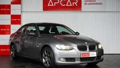 Usado BMW 320 177 HP (130 kW) 2007 Cinzento Coupé