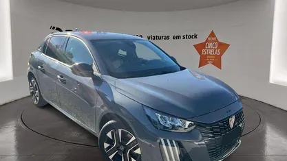 Usado Peugeot e-208 Allure 100 kW (136 HP) 2024 Citadino