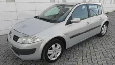 Cinzento Usado 2003 Renault Mégane II Citadino | € 2.950 (Preço justo)