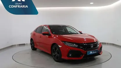 Usado Honda Civic 126 HP (92 kW) 2019 Vermelho