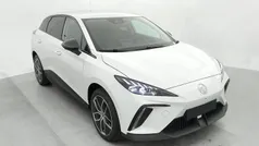 Branco Usado 2024 MG MG4 EV Luxury Citadino | € 27.680 (Preço justo)