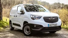 Branco Usado 2020 Opel Combo Monovolume | € 14.950 (Preço justo)