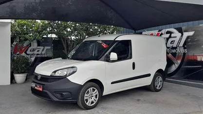 Usado Fiat Doblò Easy 105 HP (77 kW) 2022 Monovolume