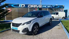 Branco Usado 2019 Peugeot 5008 Allure Monovolume | € 17.900 (Preço justo)