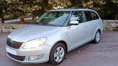Cinza Usado 2012 Skoda Fabia Carrinha | € 7.500 (Preço justo)