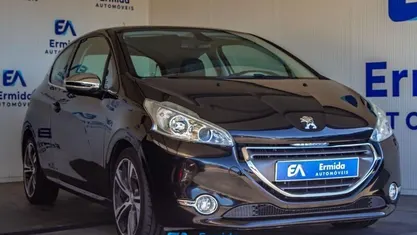 Preto Usado 2012 Peugeot 208 Citadino | € 10.250 (Preço justo)