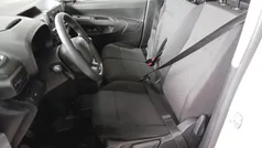 Branco Usado 2023 Citroën Berlingo Shine Monovolume | € 16.990 (Preço justo)
