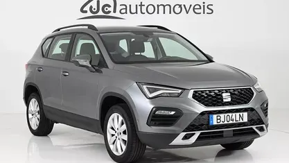 Usado Seat Ateca Style 110 HP (80 kW) 2024 Cinza SUV