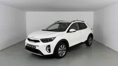 Branco Usado 2022 Kia Stonic SUV | € 16.800 (Preço justo)