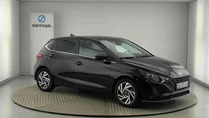Usado Hyundai i20 Comfort 84 HP (61 kW) 2024 Preto Citadino