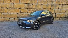 Cinza Usado 2023 Kia e-Niro SUV | € 32.500 (Preço justo)