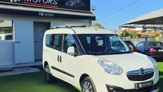 Branco Usado 2017 Opel Combo Monovolume | € 13.990 (Preço justo)