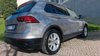 Cinzento Usado 2016 VW Tiguan SUV | € 17.900 (Preço justo)