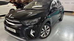 Preto Usado 2021 Kia Stonic SUV | € 16.400 (Preço justo)