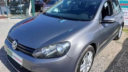 Usado VW Golf VI 105 HP (77 kW) 2010 Citadino
