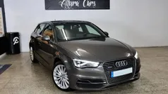 Cinzento Usado 2017 Audi A3 Sportback e-tron S-Line Citadino | € 15.900 (Preço justo)