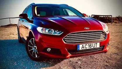 Usado Ford Mondeo 116 HP (85 kW) 2015 Vermelho Carrinha