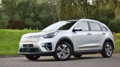 Cinzento Usado 2021 Kia e-Niro Edition 7 SUV | € 21.890 (Super Preço)