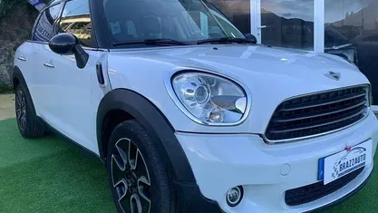 Usado Mini Countryman 90 HP (66 kW) 2011 Branco SUV