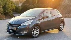Cinzento Usado 2014 Peugeot 208 Citadino | € 7.950 (Preço justo)